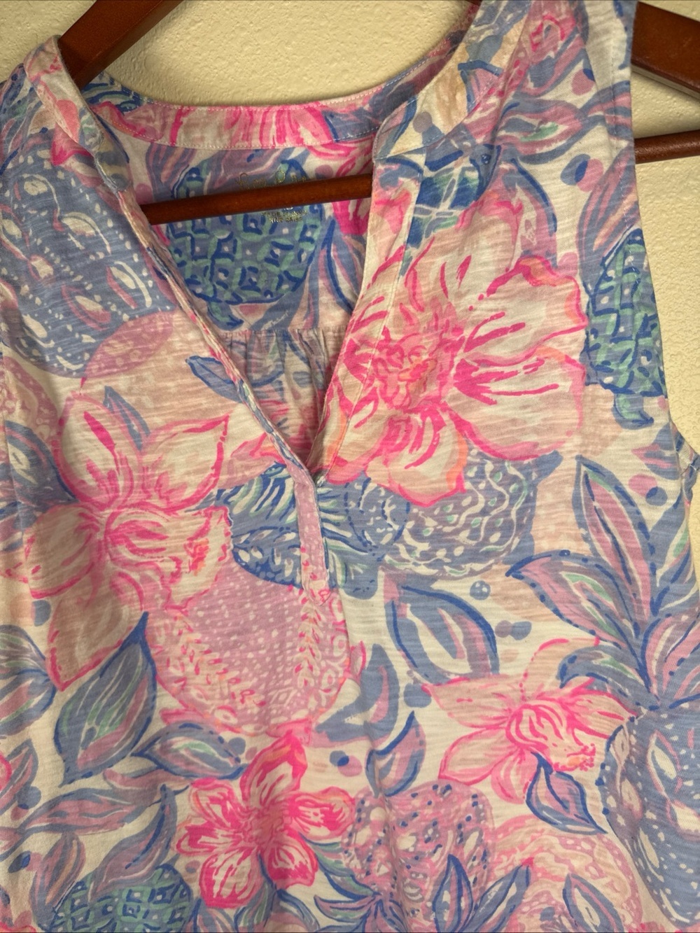 Lilly Pulitzer Essie Tank Top XS "Snappy Turtle Pink Isle" Beachy Coastal - Picture 3 of 8